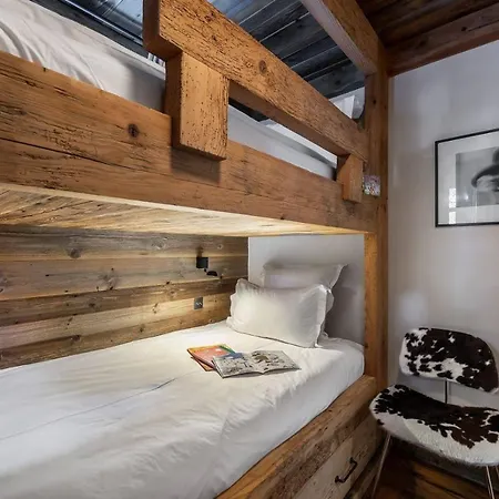 Holiday home Chalet De Classe Royale Au Coeur De Courchevel